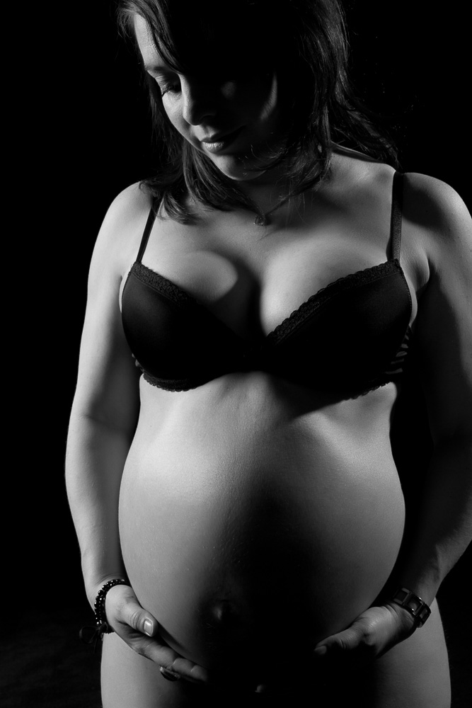 Karine's waiting for Kilian